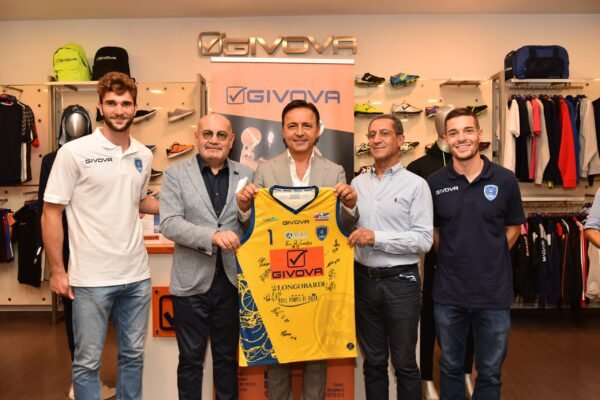 Givova Scafati, presentate sponsorship e nuove divise