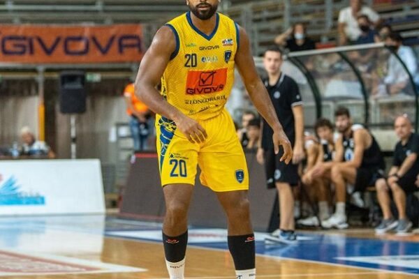 Givova Scafati, Davide Raucci sarà operato al ginocchio