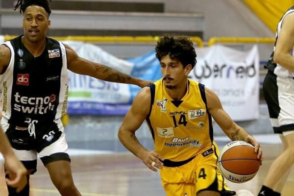 Virtus Pozzuoli, Caresta allo scadere regala il successo