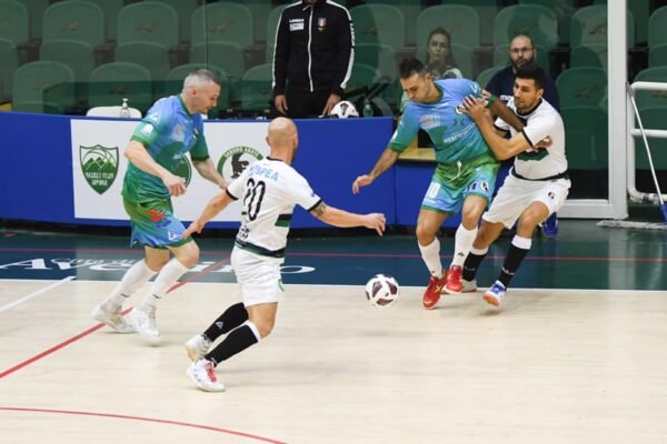 Sandro Abate Avellino, brutta sconfitta in casa: passa la L84