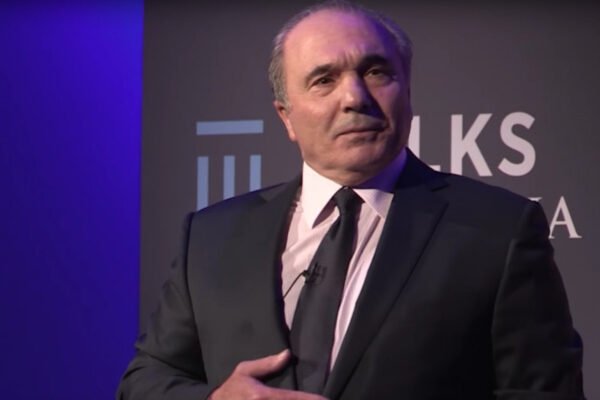 Razzismo, comunicato Fiorentina: immagini a Questura, tifosi saranno espulsi