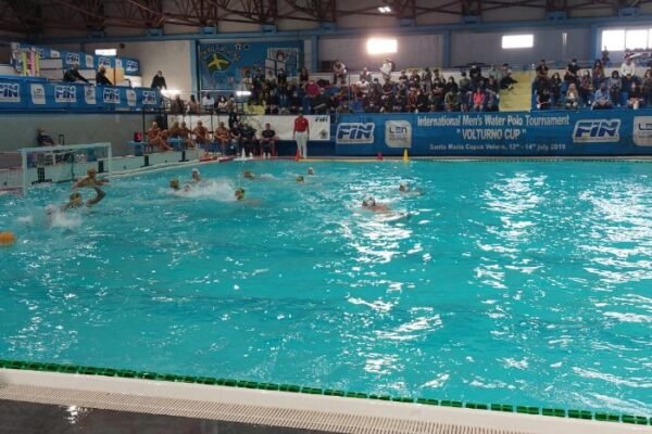 Posillipo, troppo forte la Pro Recco: i rossoverdi cadono in casa