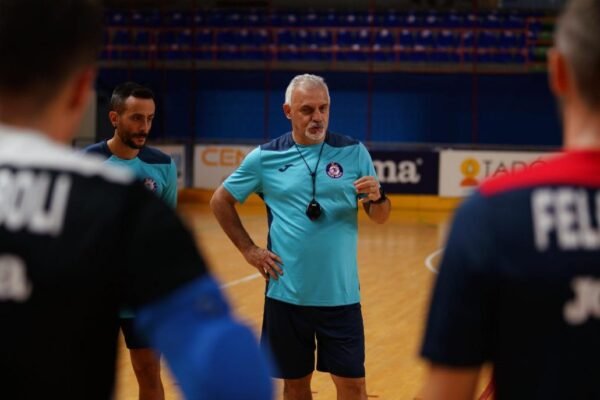 Feldi Eboli, a caccia del tris contro il Petrarca