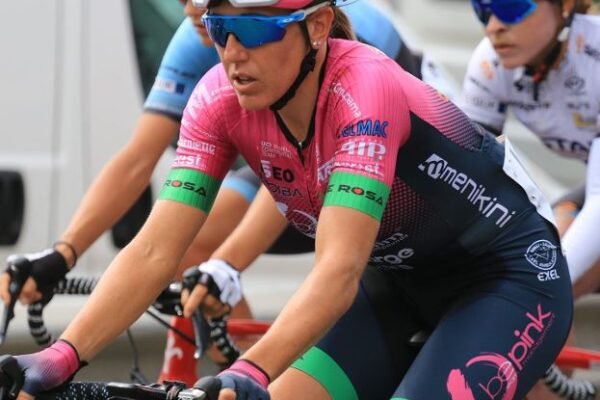 Giro Rosa della Campania, il via sabato con cronoscalata del Vesuvio