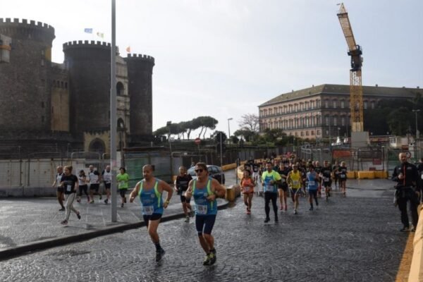 Spaccanapoli, domenica ritorna la gara podistica