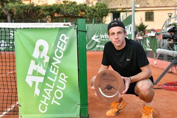 Tallon Griekspoor vince la Vesuvio Cup