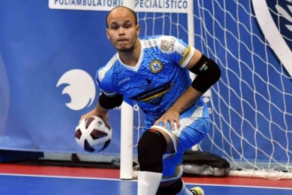 Ganho carica il Napoli Futsal: “Vinciamo per la continuità”