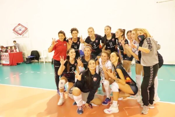 Givova Fiamma Torrese, travolta la Forex nel derby