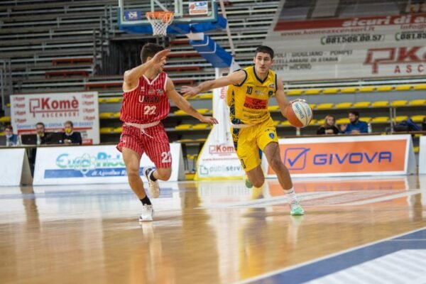 Givova Scafati senza ostacoli: Chiusi si arrende