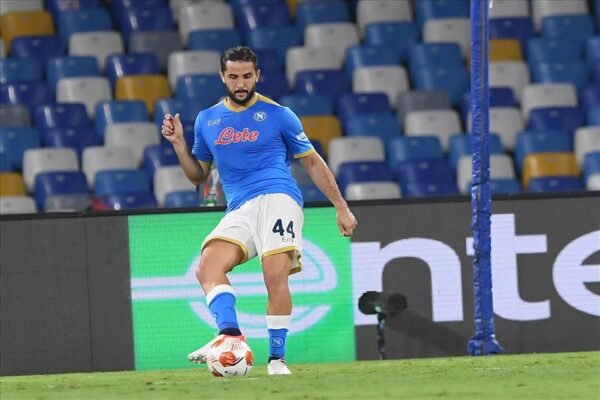 Kostas Manolas si allena in gruppo, buone notizie in casa Napoli