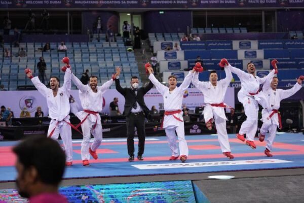 Mondiali Karate, storico oro a squadre nel kumite