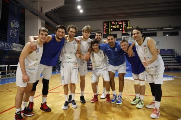 Geko, ultimo parziale da urlo: è suo il derby con l’Avellino