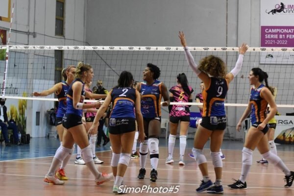 Arzano, domani arriva il fanalino di coda Catania