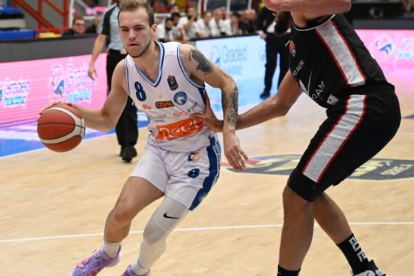 Gevi Napoli, Arnas Velicka convocato con la Lituania