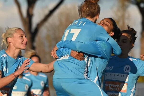 Napoli femminile, solo un pari con Empoli in Coppa: ora il sorteggio