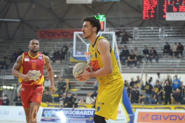 Givova Scafati in festa: è già campione d’inverno