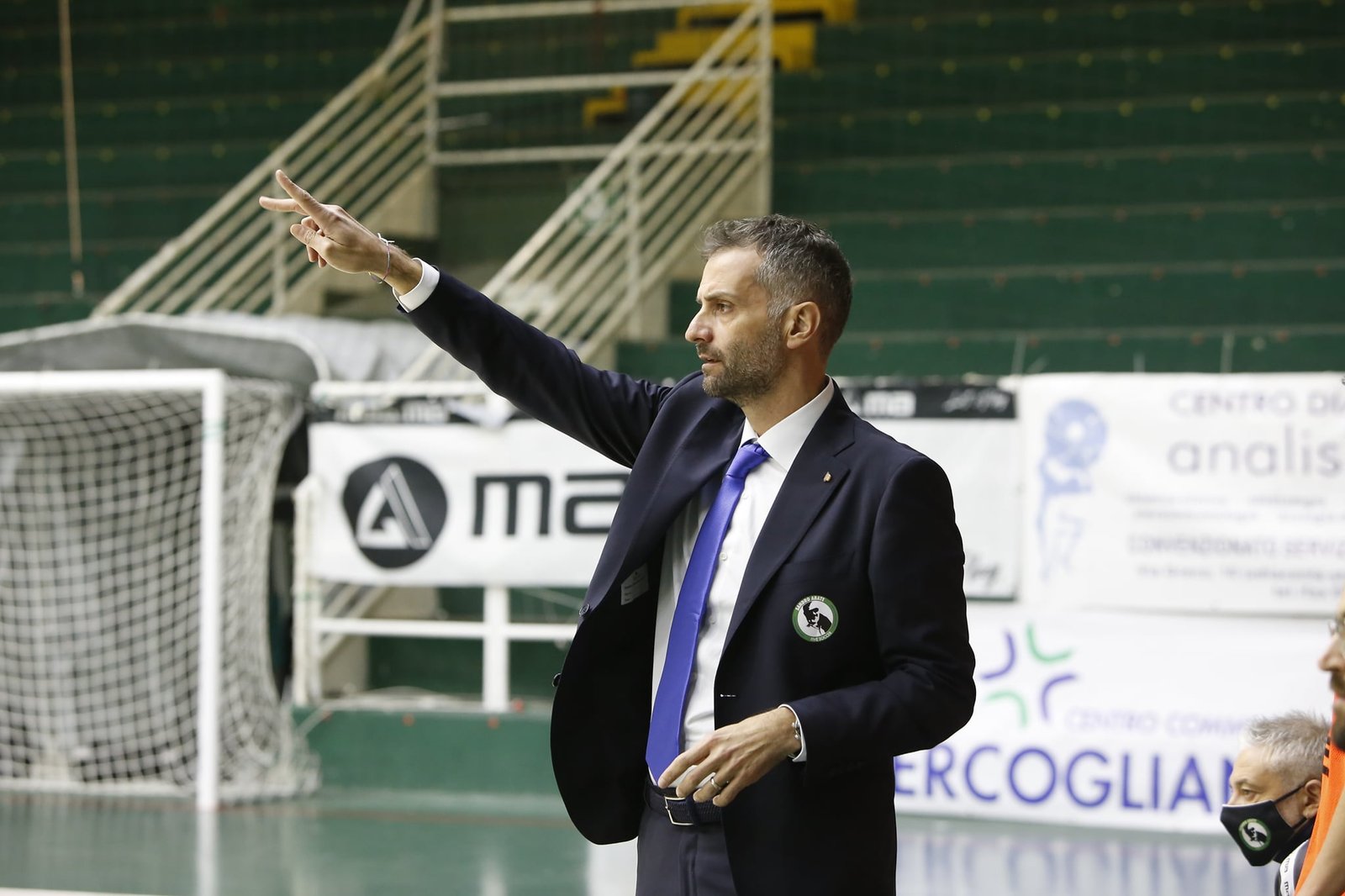 Sandro Abate Avellino, domani a Pesaro a caccia del riscatto