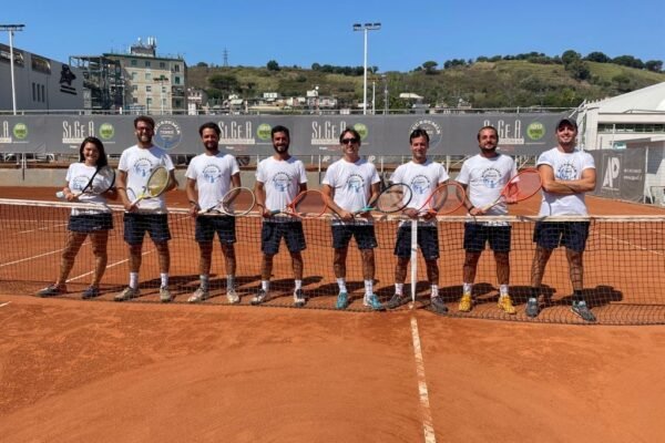 Gran Prix, Accademia Napoli quinta nella top school