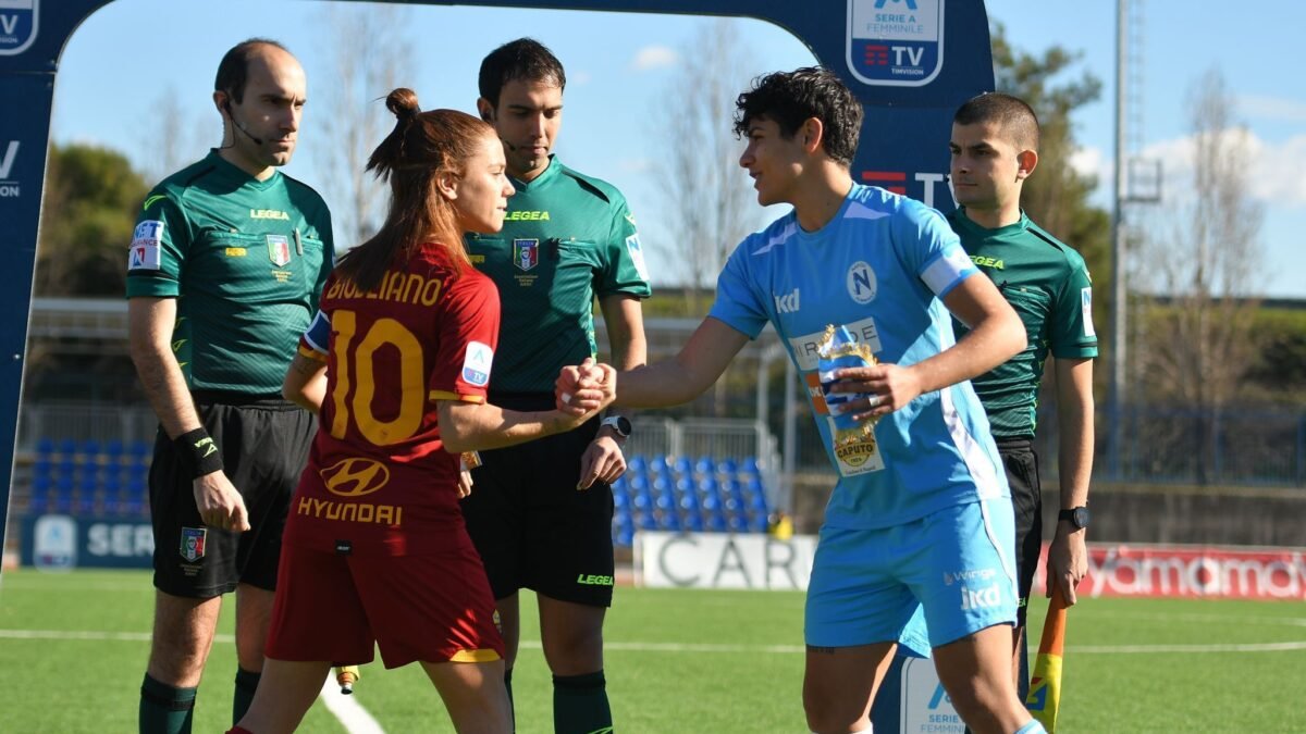 Il Napoli femminile lotta ma non basta, passa la Roma