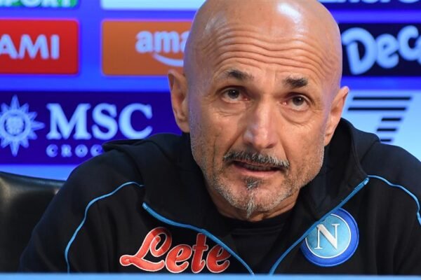 Spalletti: “Lo scudetto? Una corsa a perdifiato per cuori forti”