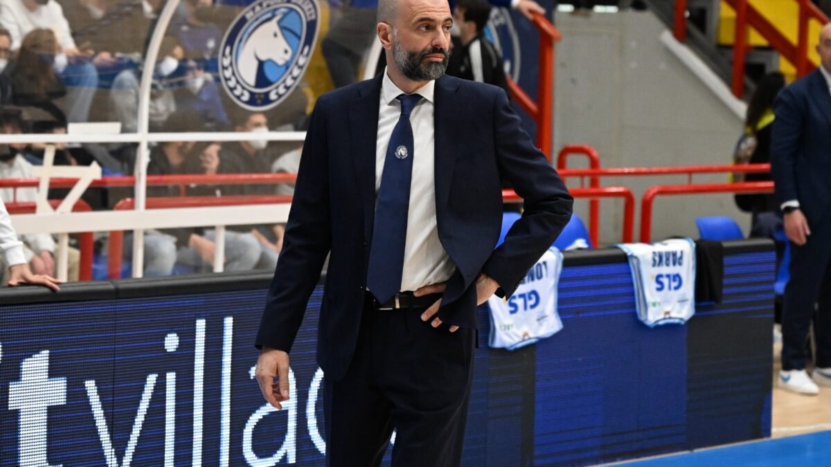 Gevi Napoli, domani sfida a Trieste al PalaBarbuto