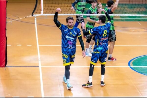 Rione Terra, al PalaErrico arriva il Marino: la carica di Di Santi