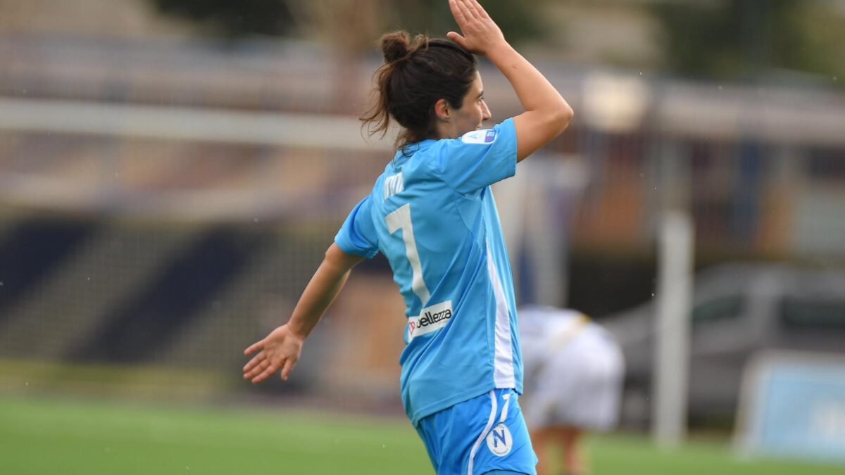 Pinna carica il Napoli femminile: “Determinate a battere la Lazio”