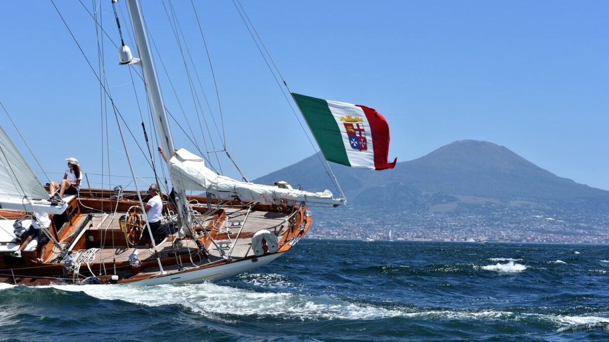 Vele d’Epoca, Circolo Savoia e Yacht Club Capri in sinergia per l’evento