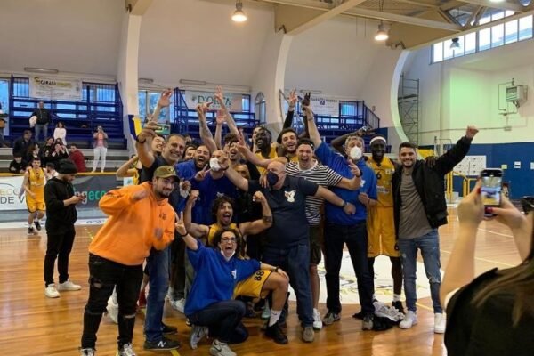 Virtus Pozzuoli, successo contro Bisceglie che vale la salvezza