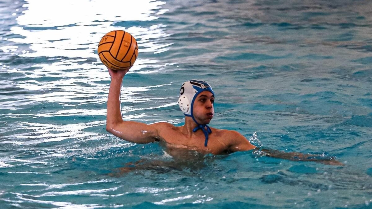 Rari Nantes Napoli, domani derby con il Nuoto 2000