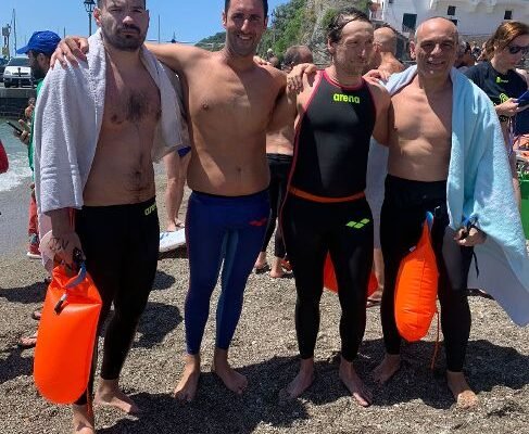 Rari Nantes Salerno, a Cetara brillano gli atleti Master