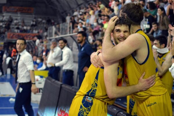 Givova Scafati, stritola Piacenza e vola in finale playoff