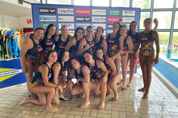 Waterpolo Lions, che impresa: le ragazze volano in A2