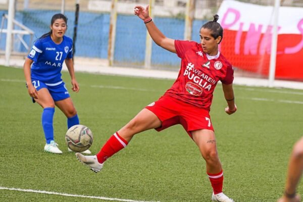 Lucia Strisciuglio nuova giocatrice del Napoli femminile