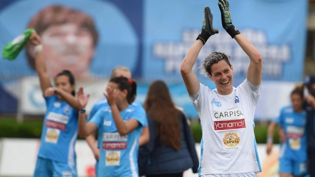Sabrina Tasselli torna a difendere i pali del Napoli femminile