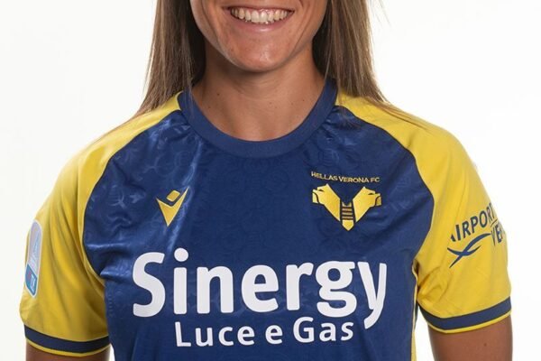 Eleonora Oliva, dall’Hellas Verona al Napoli femminile