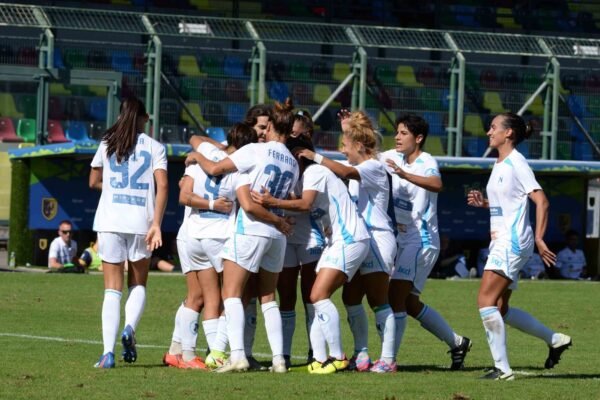 Napoli femminile, sbancato Trento nella prima di campionato