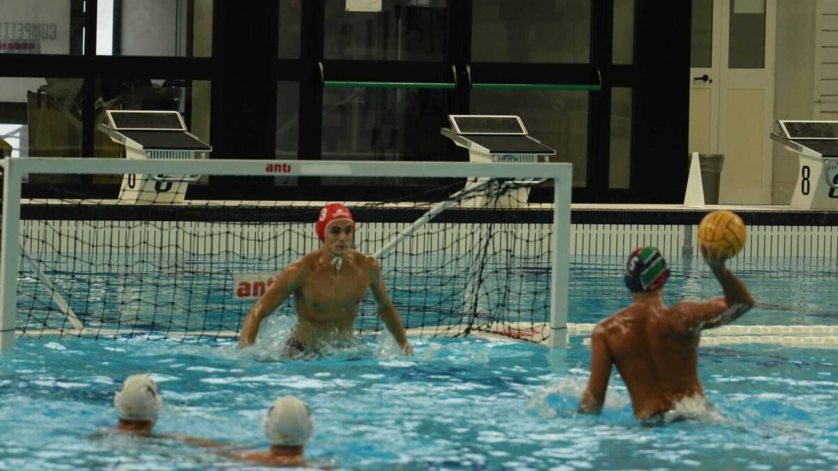 Il Posillipo cade alla Scandone, festeggia il Palermo