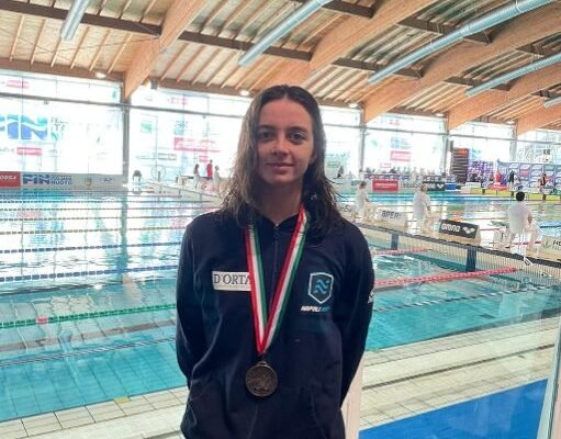 Viola Scotto di Carlo, bronzo nei 50 farfalla a Riccione