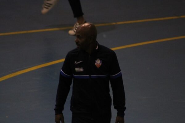 Napoli Barrese, domani derby contro il Leoni Acerra