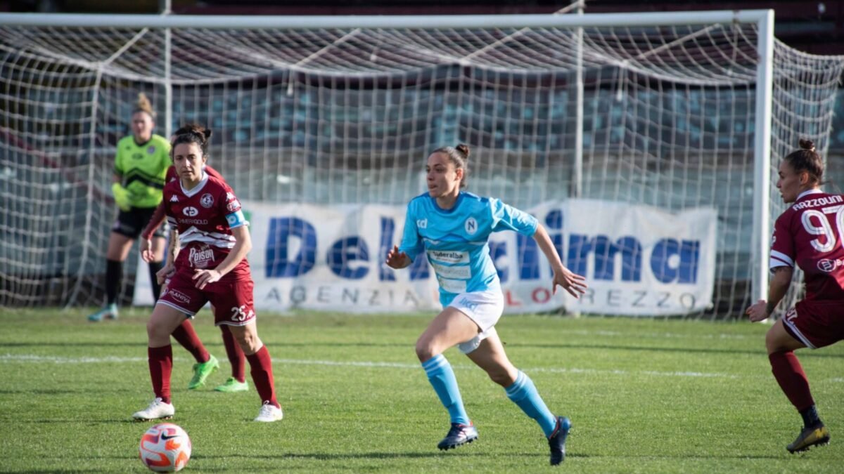 Napoli femminile impegnato a Genova, la carica della Puglisi