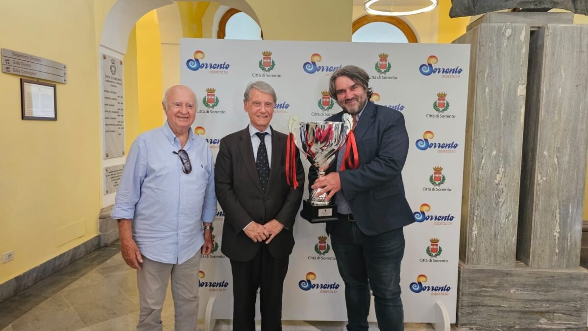 Gianluigi Aponte in visita al Sorrento