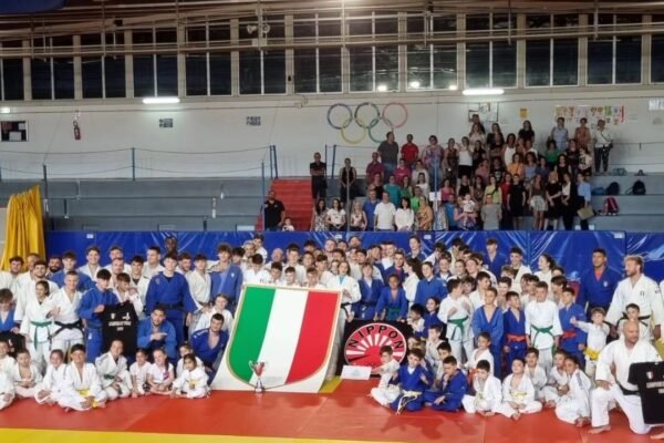 Nippon campione d’Italia, la festa a Ponticelli