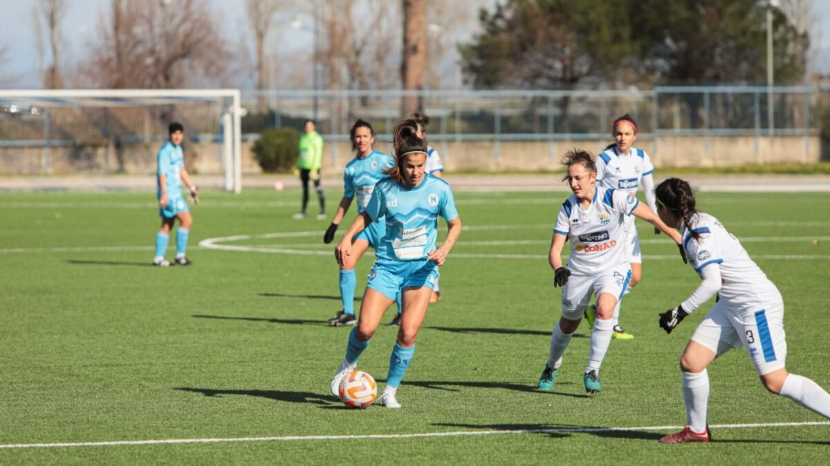 Elisa del Estal un’altra stagione con il Napoli femminile
