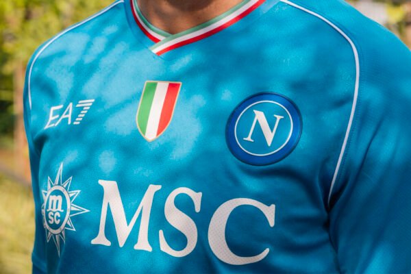 Napoli, ecco le nuove maglie