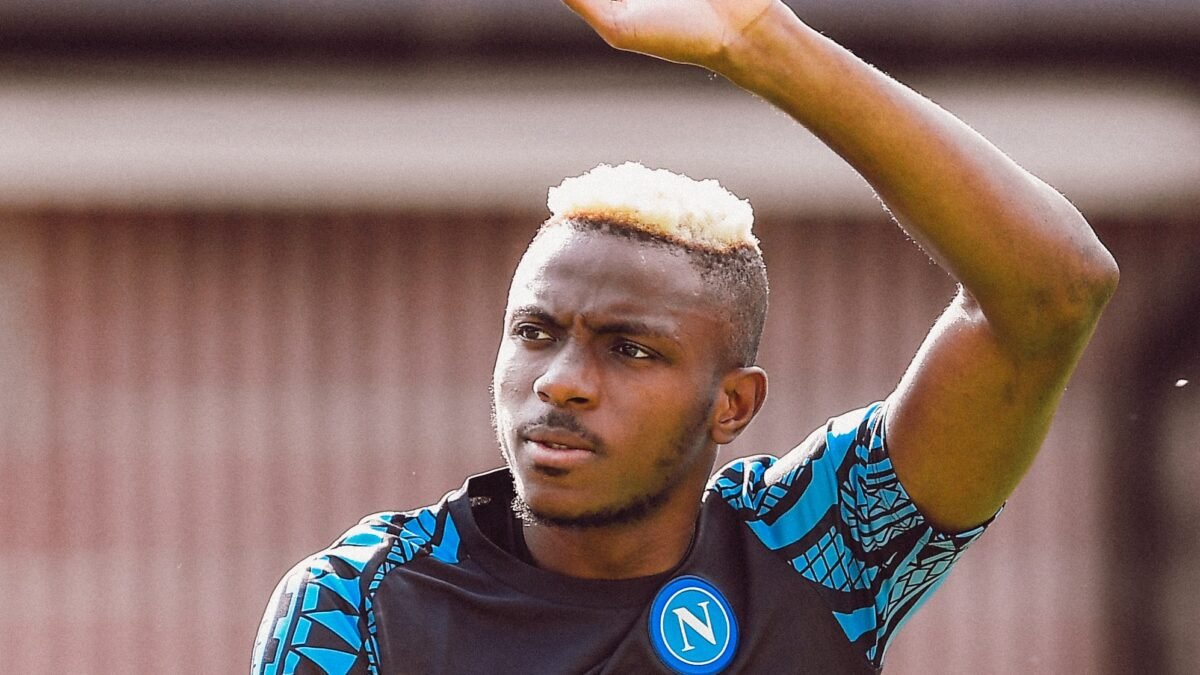 Victor Osimhen ha rinnovato, ecco i dettagli