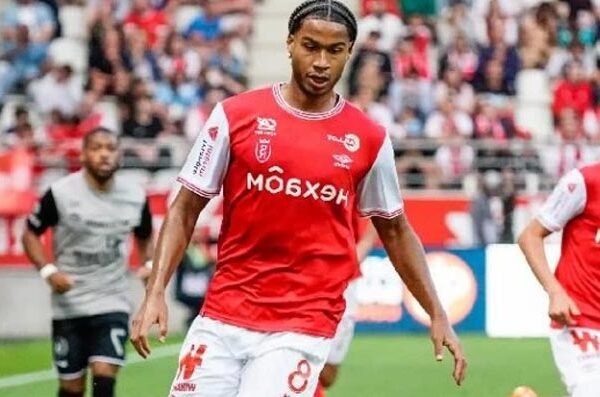 Jens Cajuste nuovo giocatore del Napoli, ora tutto su Veiga