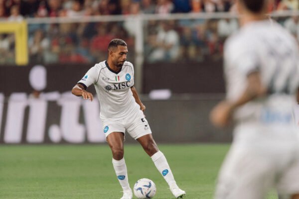 Juan Jesus si ferma, risentimento muscolare