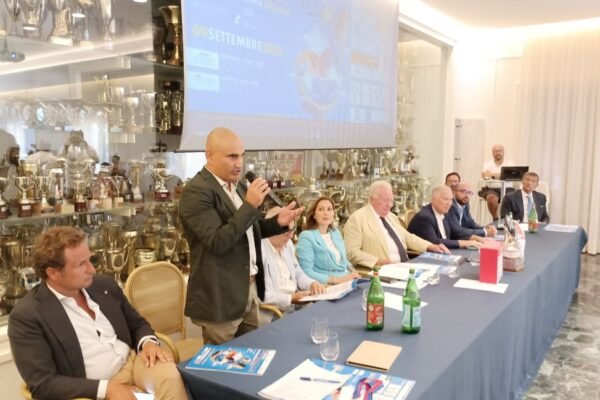 Capri-Napoli, ventitré atleti in gara sabato per la 58esima edizione