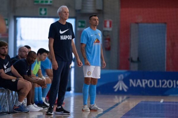 Napoli, domani esordio ad Aversa contro il Meta Catania